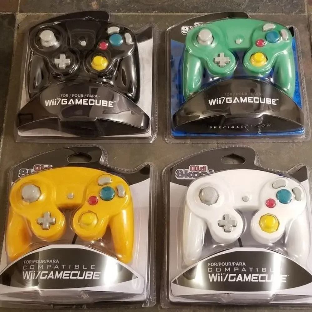 4 Gamecube Controllers - 4 Colors Bundle (NEW) Orange White Black Green Nintendo